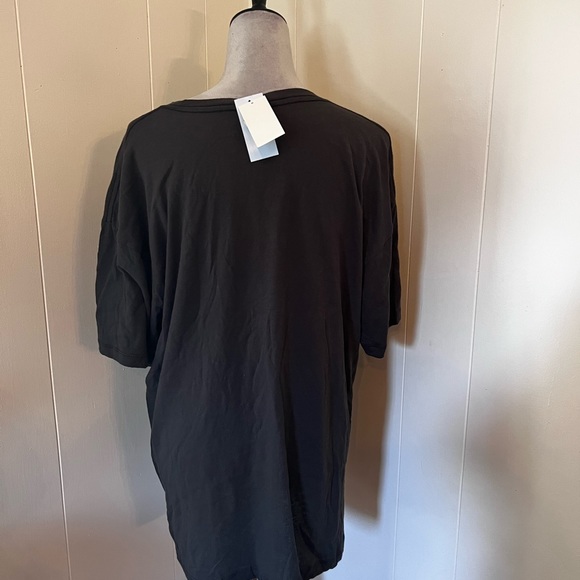 NWT St. Patrick’s Day Rolling Stones T-Shirt, S/M - Picture 2 of 3